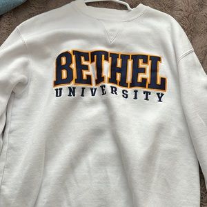 White crew Bethel university sweatshirt, never worn size:S